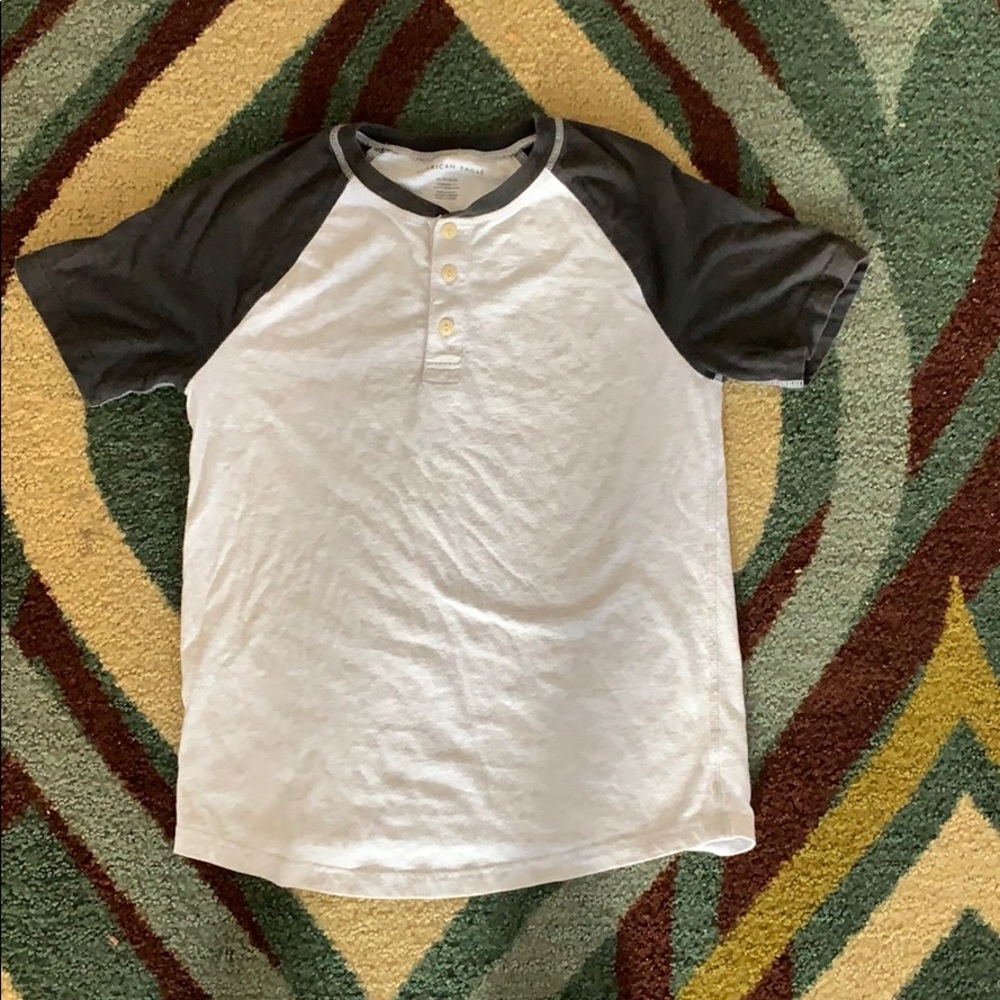 American eagle tshirt•x-small